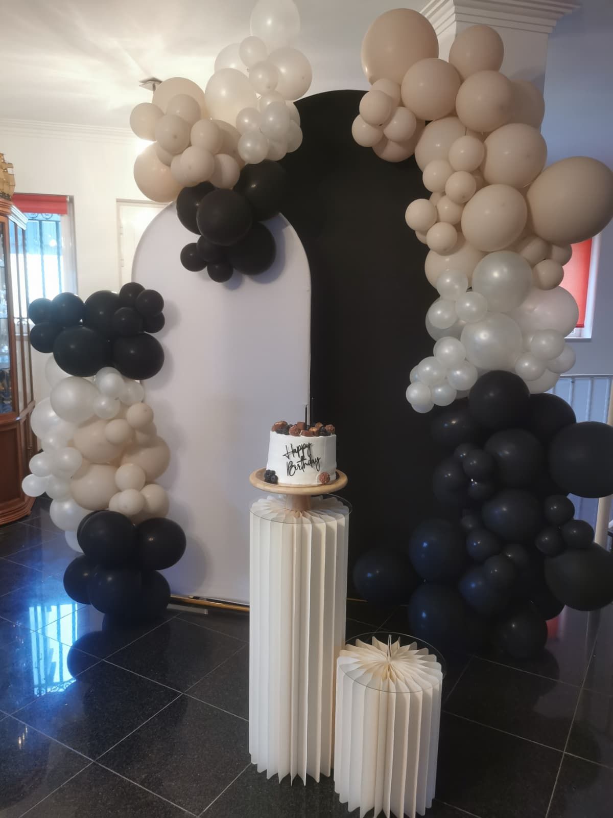 Croissants e bolo mármore